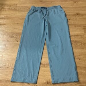 Lululemon pants size medium